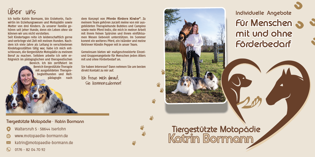Katrin Bormann mit Pferd und Hunden